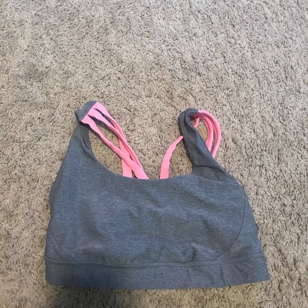 Small athletic bra top no tags for brand